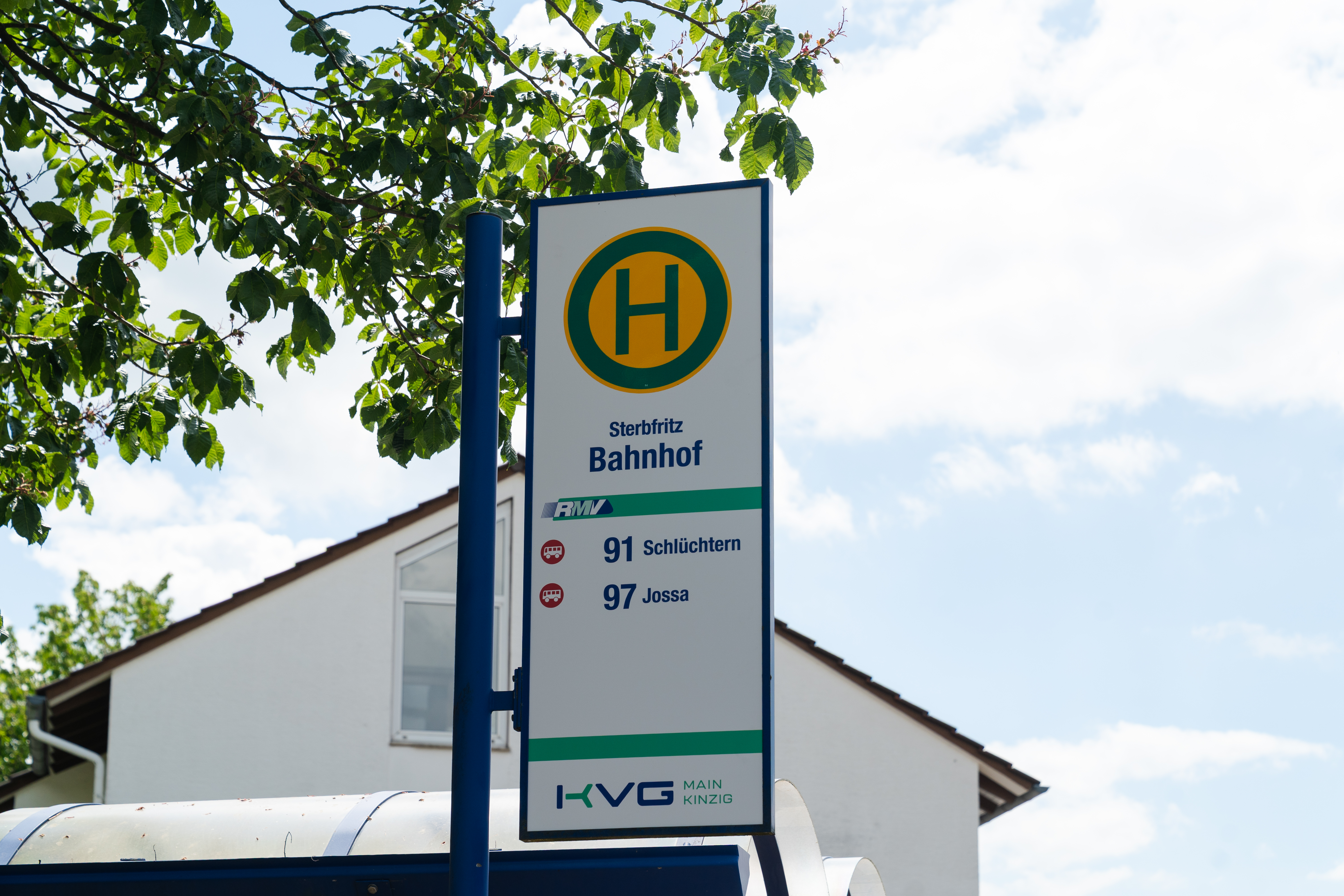 Haltestellenschild in Sinntal Sterbfritz